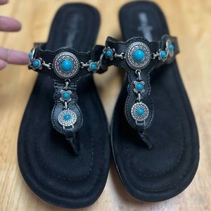 MinneTonka Boca Turquoise Black Thong Sandals